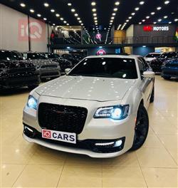 كرايسلر 300